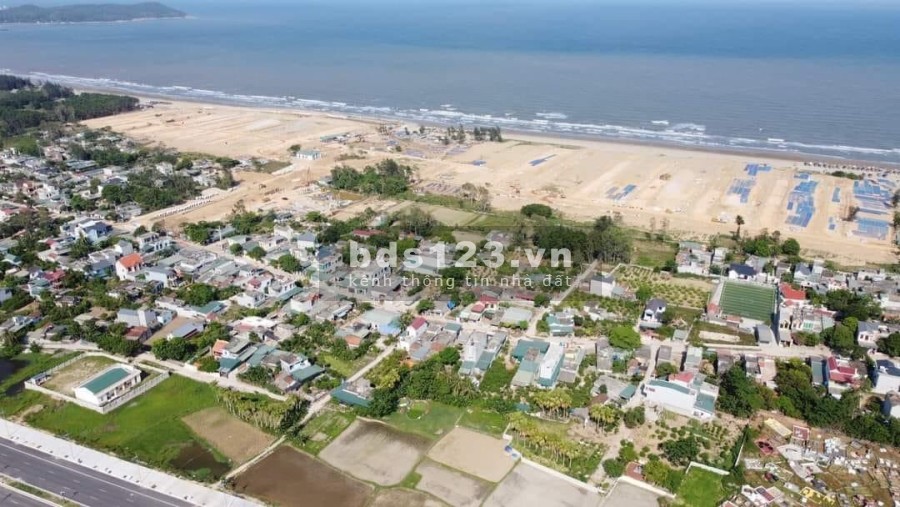 Bán đất biệt thự nghỉ dưỡng ven biển Sầm Sơn sổ đỏ có sẵn, sở hữu lâu dài, tiện ích đủ