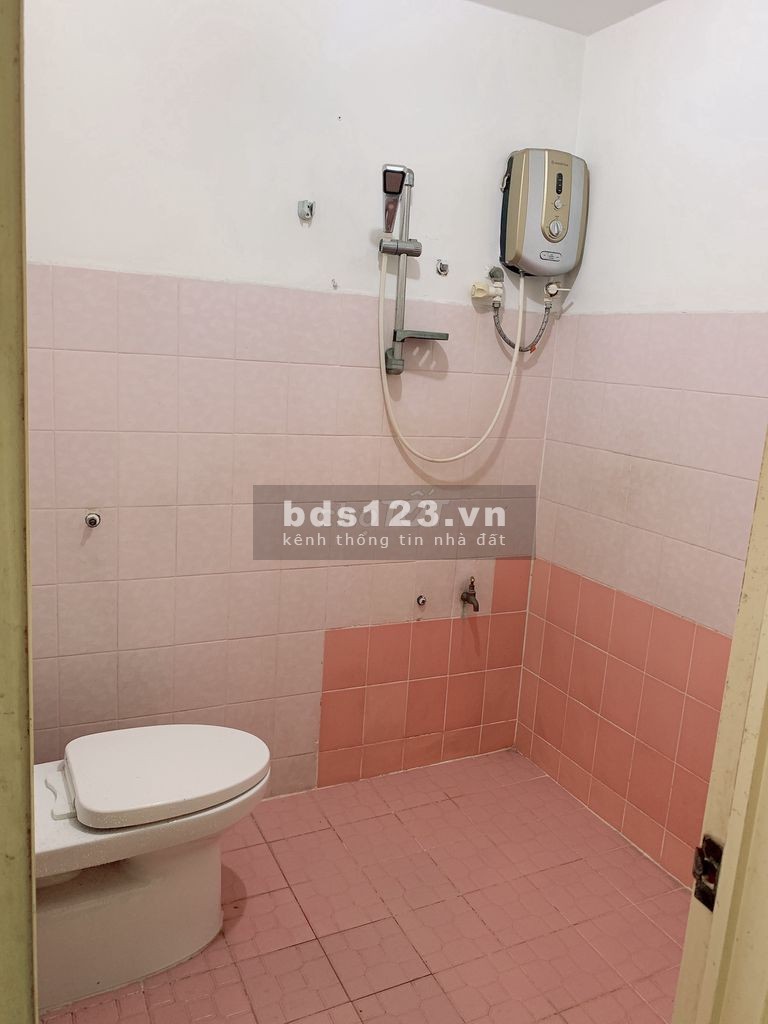Cho thuê nhà nguyên căn, chợ thuốc Quận 10 khu dân cư đông đúc, giá 19 triệu/tháng