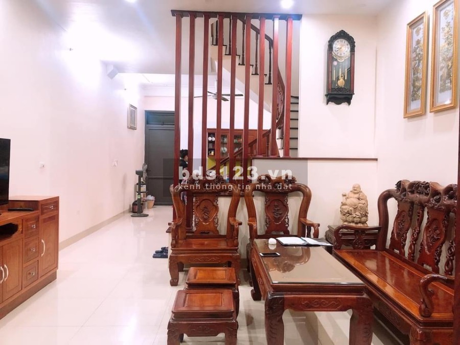 Giá rẻ bất ngờ nhỉnh 5tỷ sở hữu nhà diện tích sử dụng 66m2 xây 5 tầng tại Xuân Đỉnh