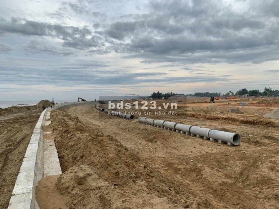 Bán đất biệt thự nghỉ dưỡng ven biển Sầm Sơn sổ đỏ có sẵn, sở hữu lâu dài, tiện ích đủ