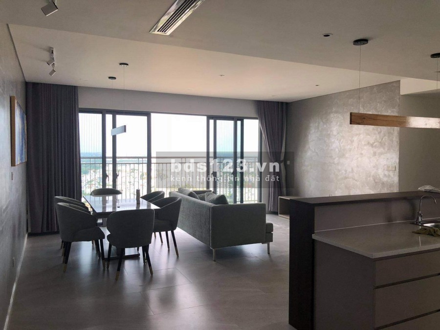 Cập nhật giá bán Palm Heights cuối năm 2 pn giá bán 4.3 tỷ 3 pn 105m2 6.6tỷ, bao thuế phí