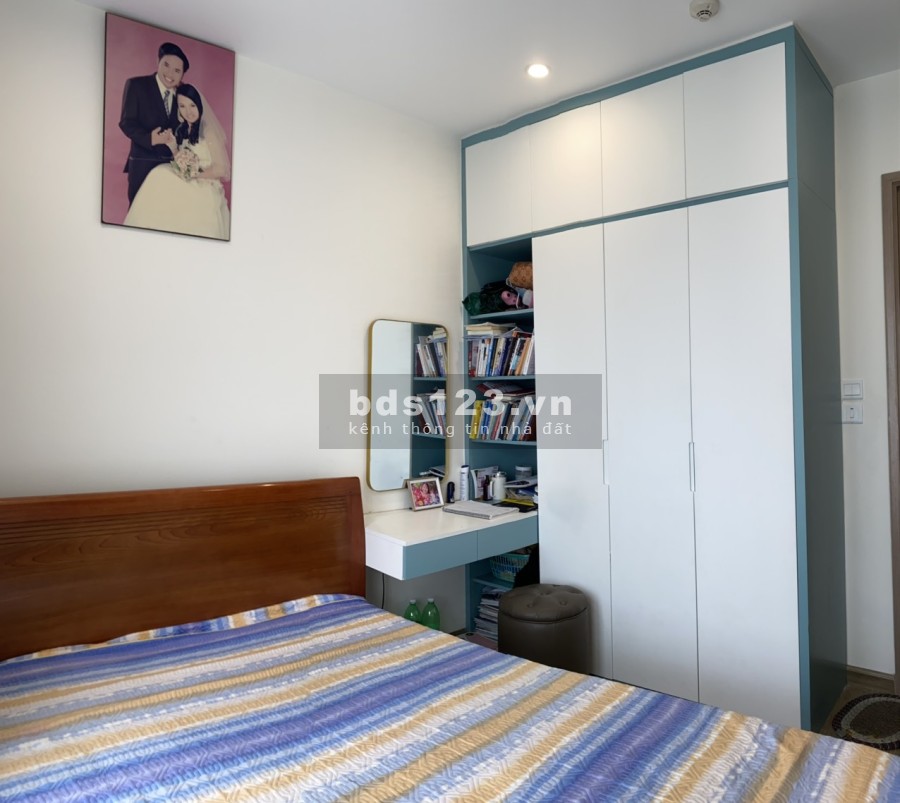 Chính chủ cho thuê gấp căn hộ 2 phòng ngủ + 1 full đồ tại Vinhomes Smart City full giá 10tr/ tháng