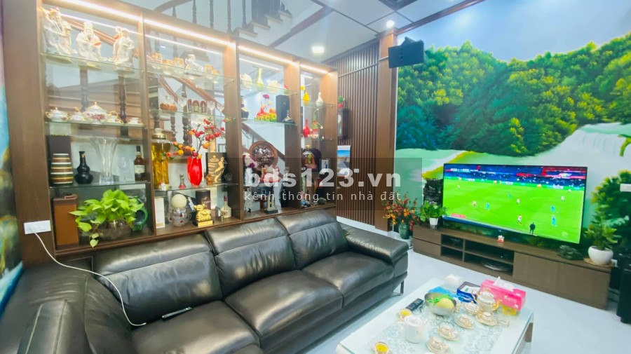 Bán nhà ngõ 207 Xuân Đỉnh, Ô tô đỗ cửa, diện tích sử dụng 73m2, mặt tiền 5m, giá 6.9 tỉ