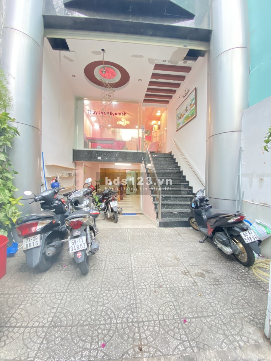 Chính chủ cho thuê mặt bằng kết hợp ở lại diện tích 55m2, Quận 1, liên hệ 0988785895
