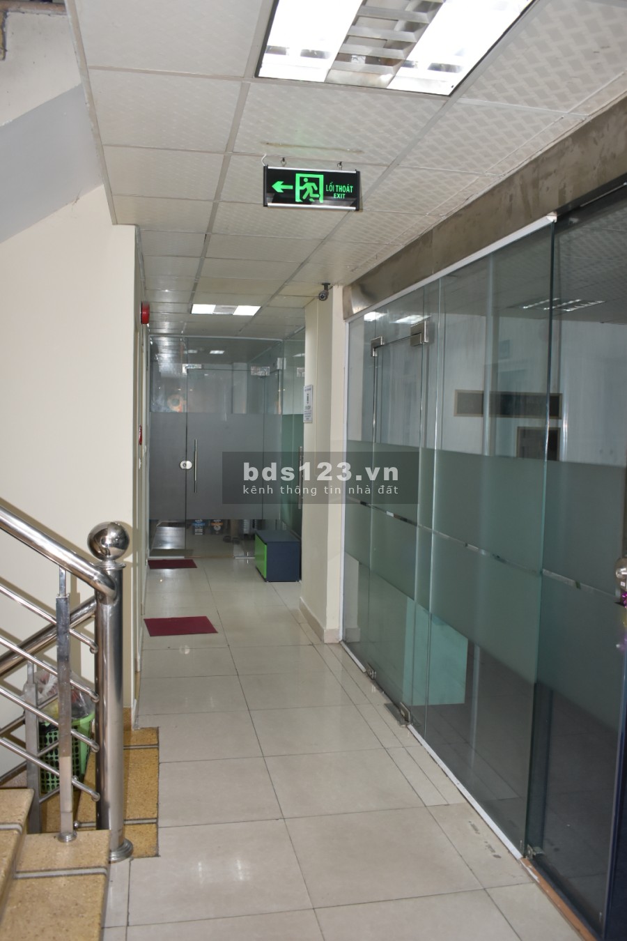 Chính chủ cho thuê văn phòng mặt phố Chùa Hà, Cầu Giấy khu dân cư đông, tiện ích đủ