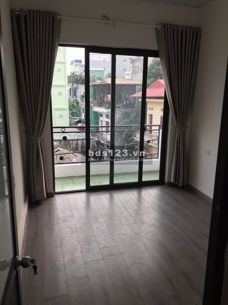 Nhà nguyên căn mới nội thất xịn ngõ thông kinh doanh ngõ Kia Morning vào tận cửa