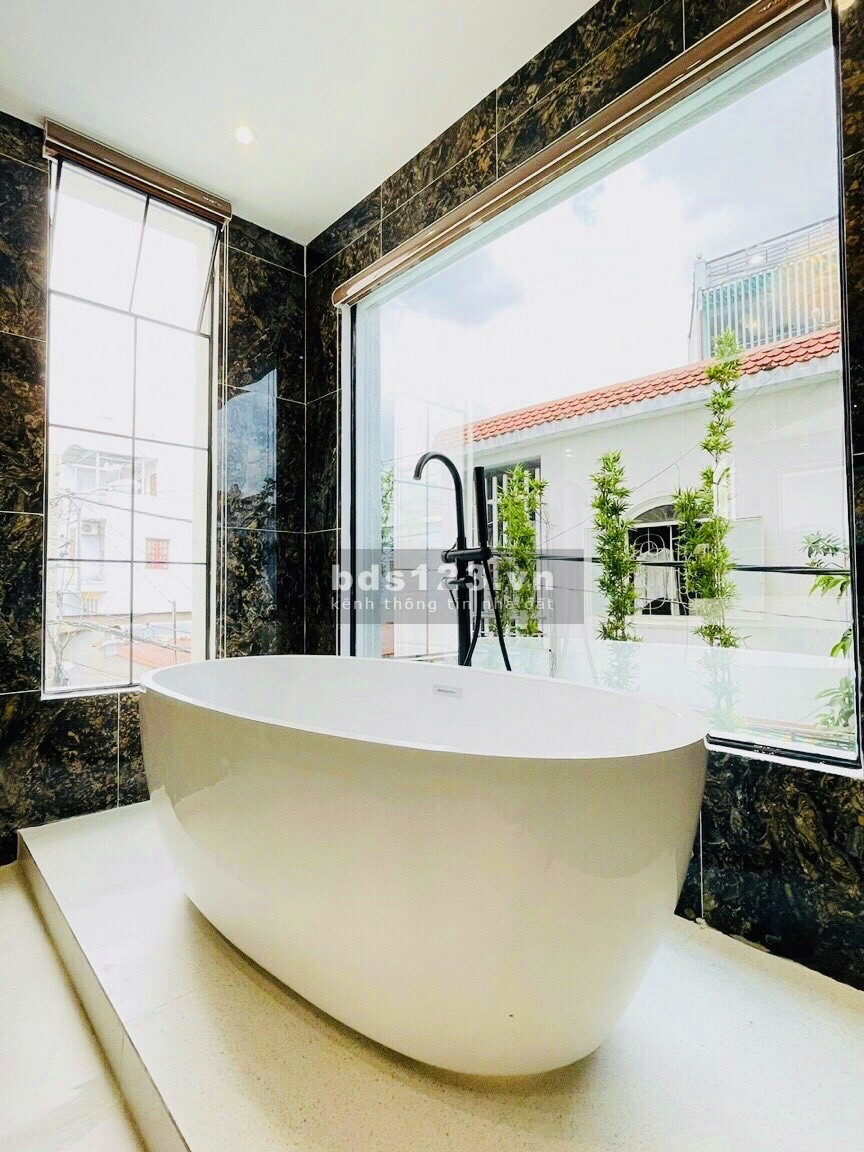 Bán nhà nguyên căn 4 tầng đúc, hẻm 6m Lê Đức Thọ, Gò Vấp…