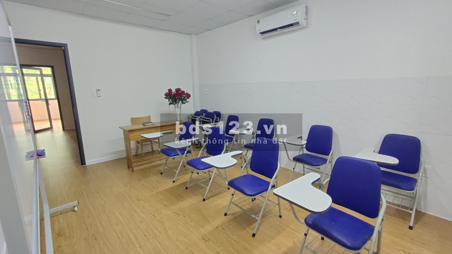 Văn phòng cho thuê tại địa chỉ ở Phú Mỹ tiện nghi, đủ công nắng giá thoả thuận, lhcc