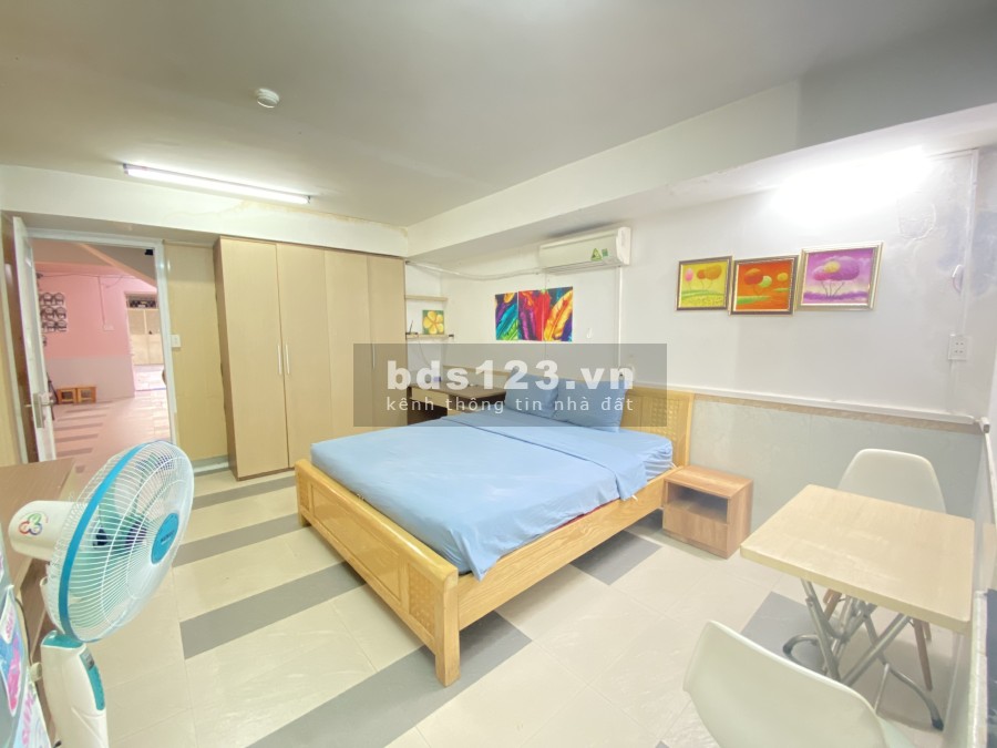 Chính chủ cho thuê mặt bằng kết hợp ở lại diện tích 55m2, Quận 1, liên hệ 0988785895