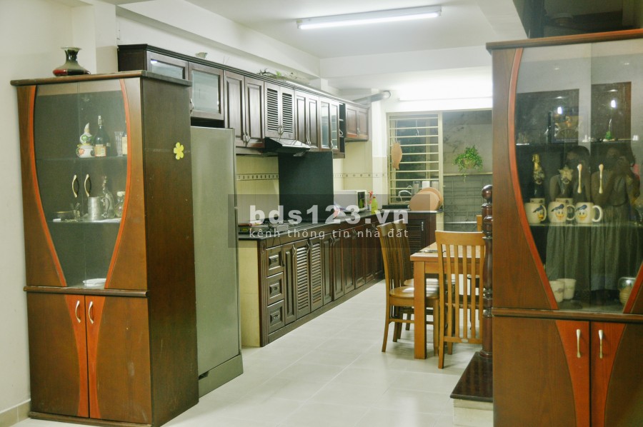 Cần cho thuê mặt bằng kinh doanh Quận 1, Nguyễn Trãi, diện tích sử dụng 40m2