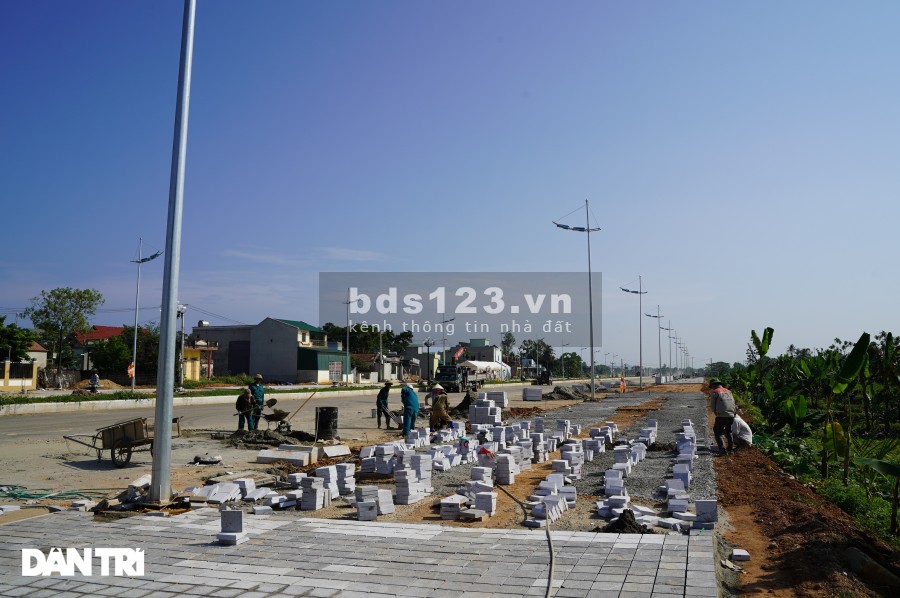 Lô góc mặt đường quốc lộ 47 giao với đường duyên hải Sầm Sơn giá bán 6.5 tỷ, đầu tư sinh lời