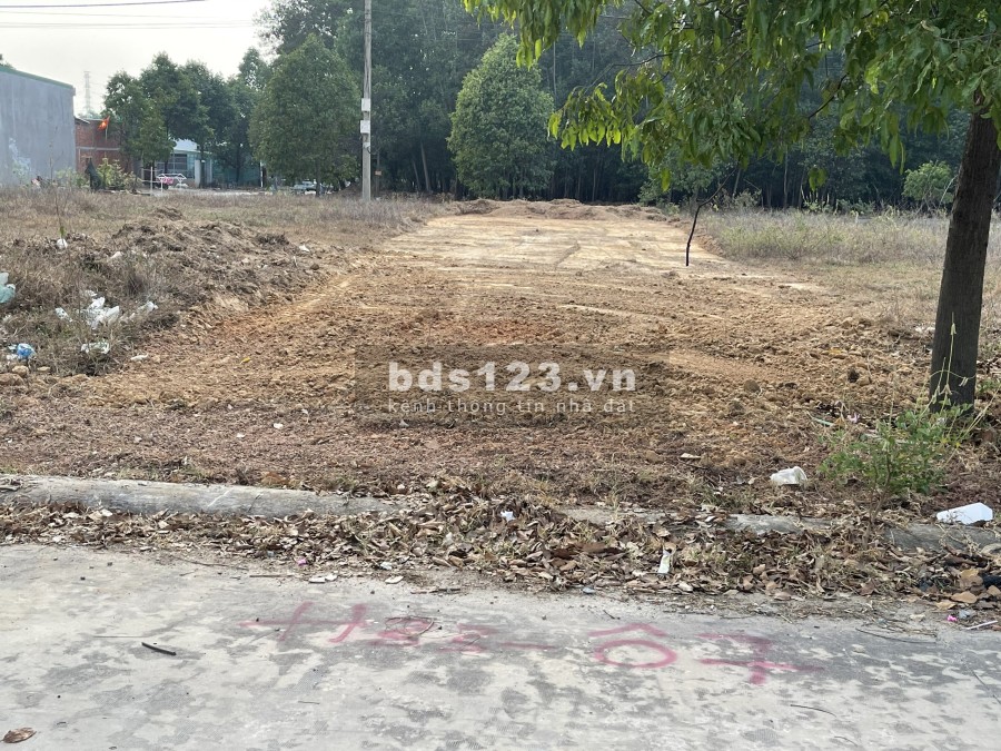 Chuyển công tác ra Hà Nội cần bán gấp lô đất MT QL13, Tân Định, Bến Cát, Bình Dương