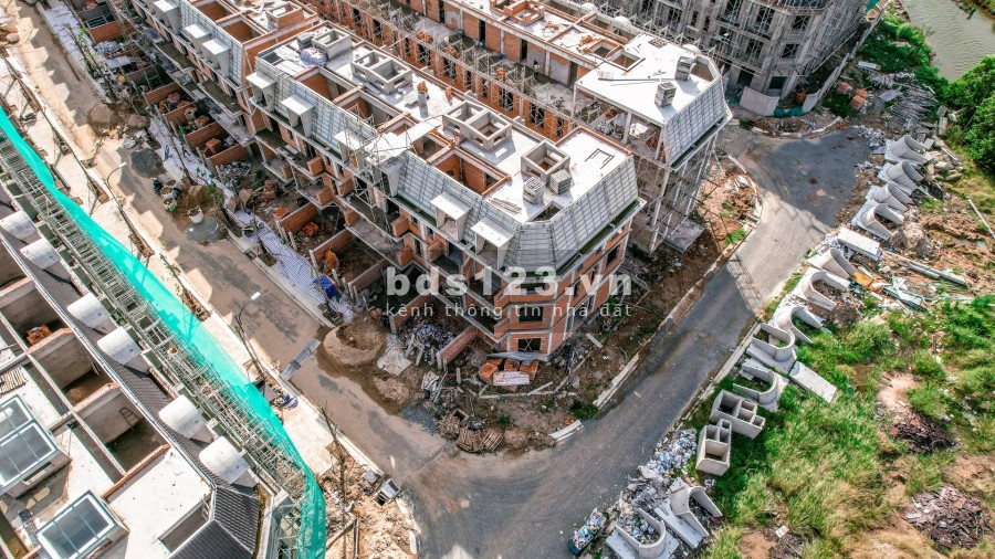 Bán căn Lk11 vị trí góc La Vida Vũng Tàu lh 0932730109 dt 5*15.5 Giá hđ 5.056ty + 400tr