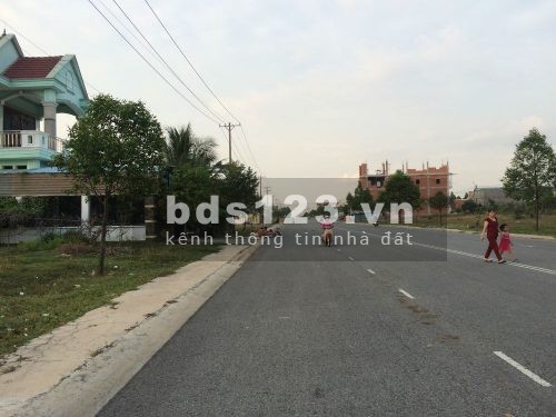 Vỡ nợ do dịch tôi cần bán đất 300m và căn trọ ngay khu công nghiệp chợ và đường buôn bán