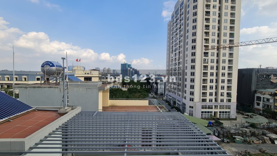 Cho thuê văn phòng Võ Chí CÔng, ngõ rộng 2 ô tô, diện tích sử dụng 170m2, đầy đủ công năng