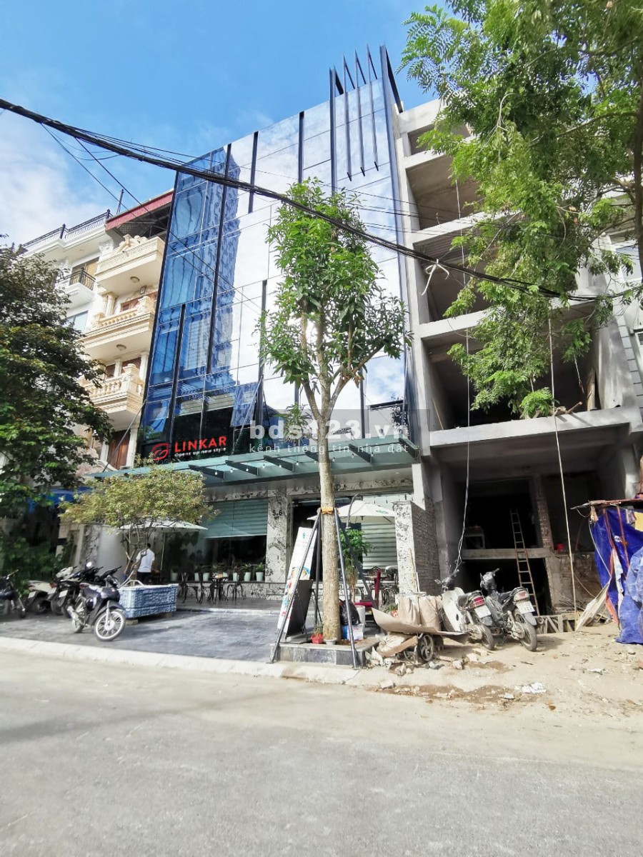 Cho thuê văn phòng Võ Chí CÔng, ngõ rộng 2 ô tô, diện tích sử dụng 170m2, đầy đủ công năng