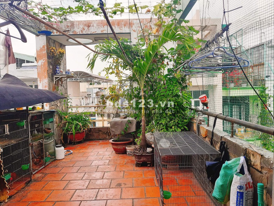 Nhà cho thuê nguyên căn, vị trí thuận tiện mở công ty, kinh doanh khu sầm uất xe ra vào thoải mái