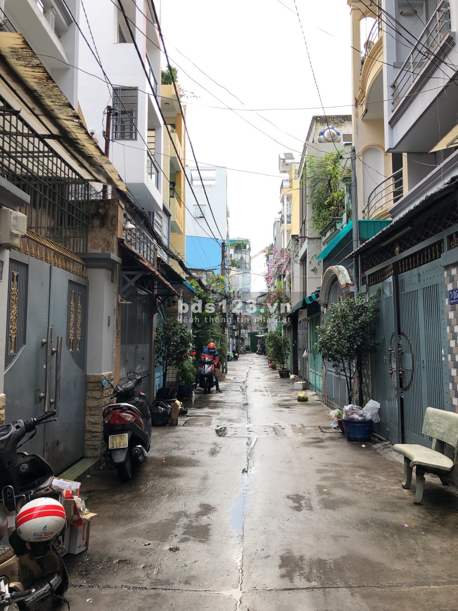 Chính chủ cần tiền bán gấp nhà hẻm Thành Thái Quận 10 giá tốt đầu tư, thương lượng