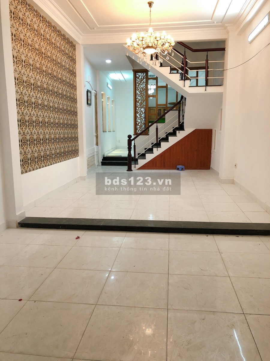 Chính chủ cần tiền bán gấp nhà hẻm Thành Thái Quận 10 giá tốt đầu tư, thương lượng