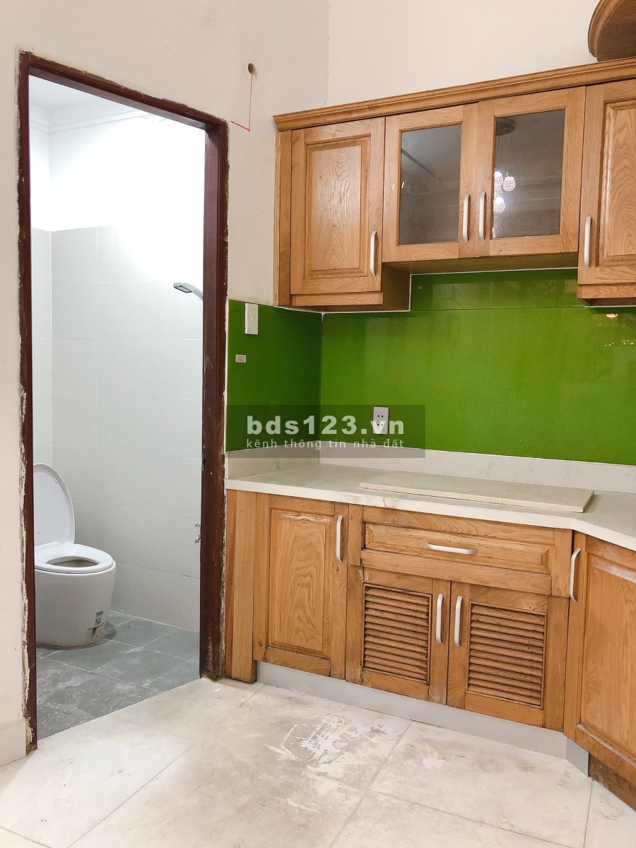 Chính chủ cần tiền bán gấp nhà hẻm Thành Thái Quận 10 giá tốt đầu tư, thương lượng