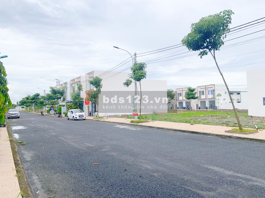 Chỉ cần 187 triệu sang tên ngay đất thổ cư Quốc Lộ 1A, hỗ trợ vay ngân hàng giá tốt đầu tư