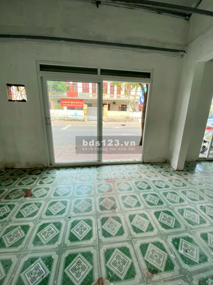 Cho thuê kiot kinh doanh mt 36 Nguyễn Huy Tự Bắc Hà thành phố Hà Tĩnh, giá thoả thuận