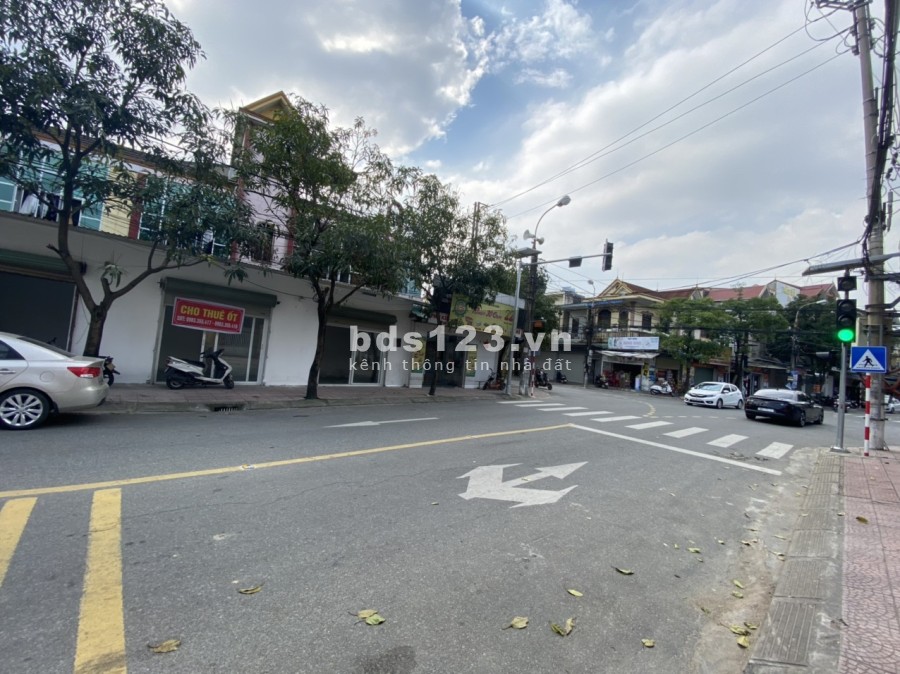 Cho thuê kiot kinh doanh mt 36 Nguyễn Huy Tự Bắc Hà thành phố Hà Tĩnh, giá thoả thuận