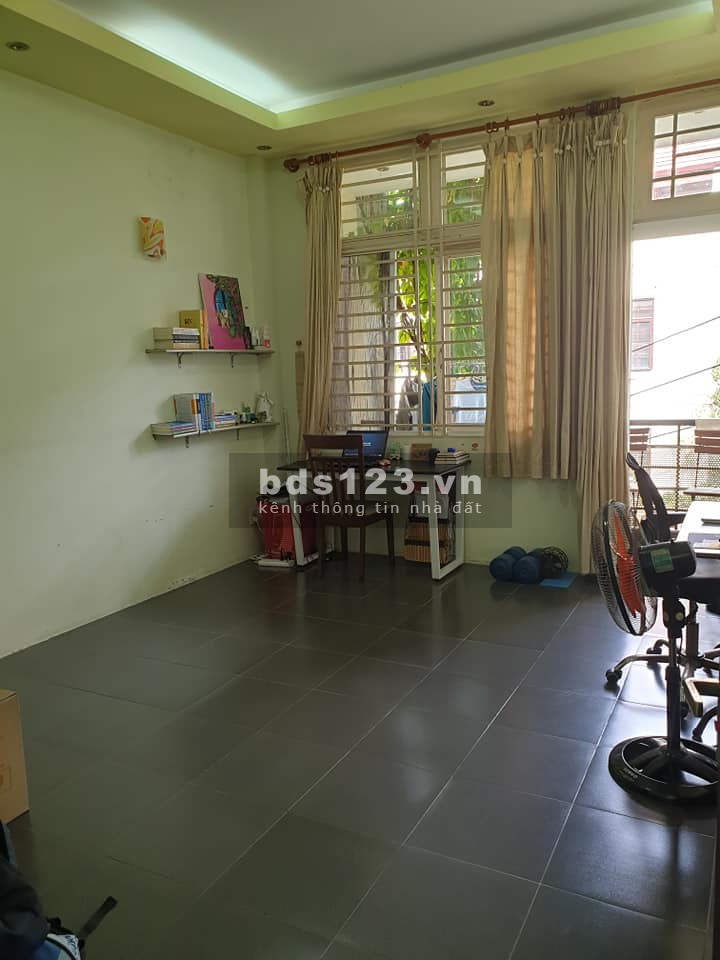 Tìm bạn nam ở ghép Quận Bình Thạnh phòng khá rộng, nhà đầy đủ tiện nghi, giá 2.15 triệu/tháng