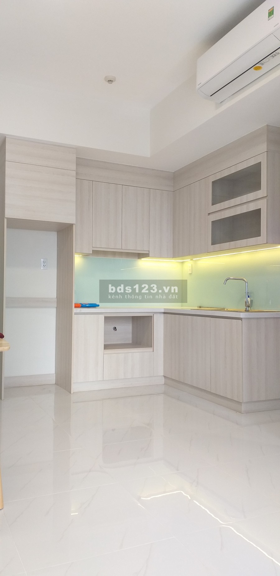 Bán căn hộ 1pn 50m2, nhà như CĐT bàn giao, giá rẻ hơn thị trường 200 triệu, chỉ 1,9 tỷ