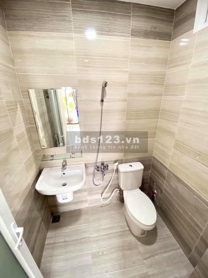 Cho thuê căn hộ dịch vụ giá rẻ sang trọng đầy đủ nội thất khu trung tâm giờ giấc tự do