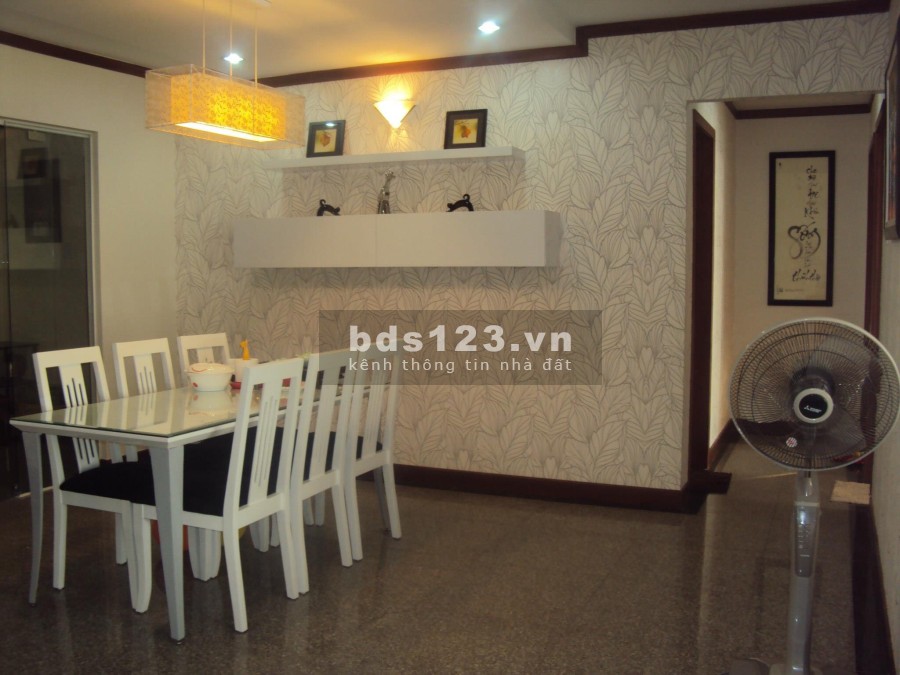 Nhà chính chủ cần cho thuê ở chung cư Giai Việt Hoàng Anh, địa chỉ số 856 Tạ Quang Bửu