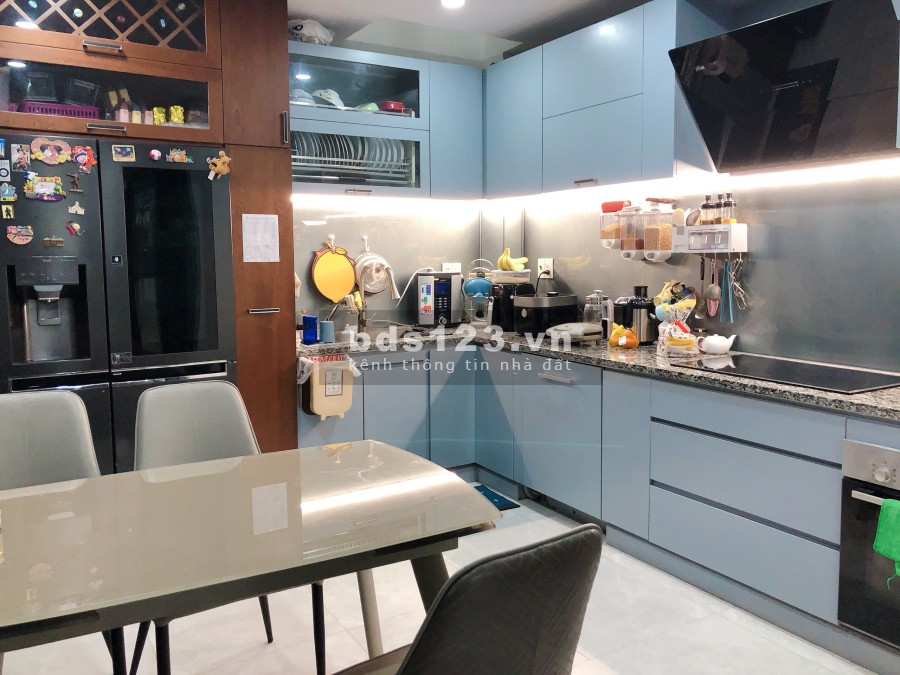 Cần bán nhà hẻm, giá 10 tỷ phường 14 Quận 10 giá thương lượng chính chủ, giấy tờ đầy đủ