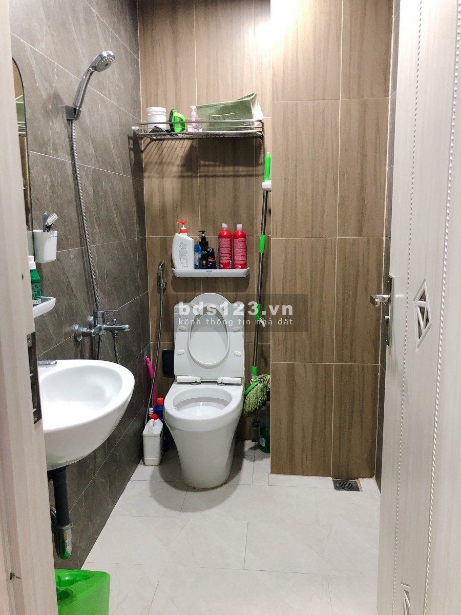 Cần bán nhà hẻm, giá 10 tỷ phường 14 Quận 10 giá thương lượng chính chủ, giấy tờ đầy đủ