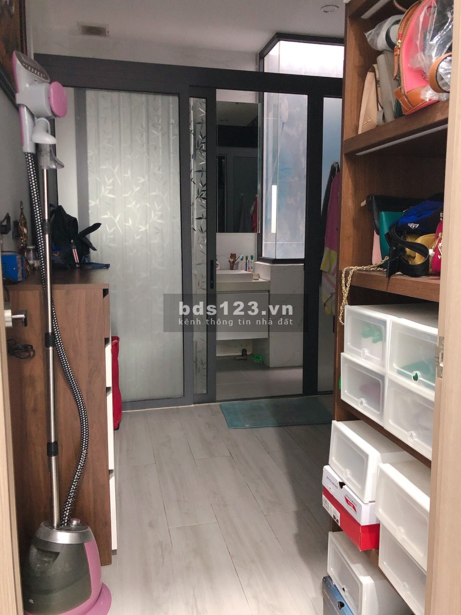 Cần bán nhà hẻm, giá 10 tỷ phường 14 Quận 10 giá thương lượng chính chủ, giấy tờ đầy đủ