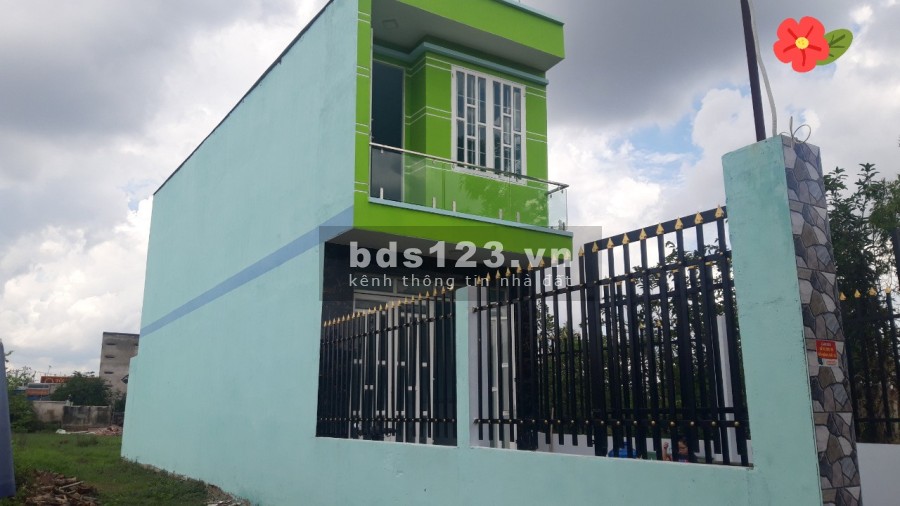 Bán Nhà Mặt Tiền Gần Chợ Bình Chánh, dtsd 5x20m, 1 Tr 1Lầu nhà đẹp chỉ 1.65 tỷ