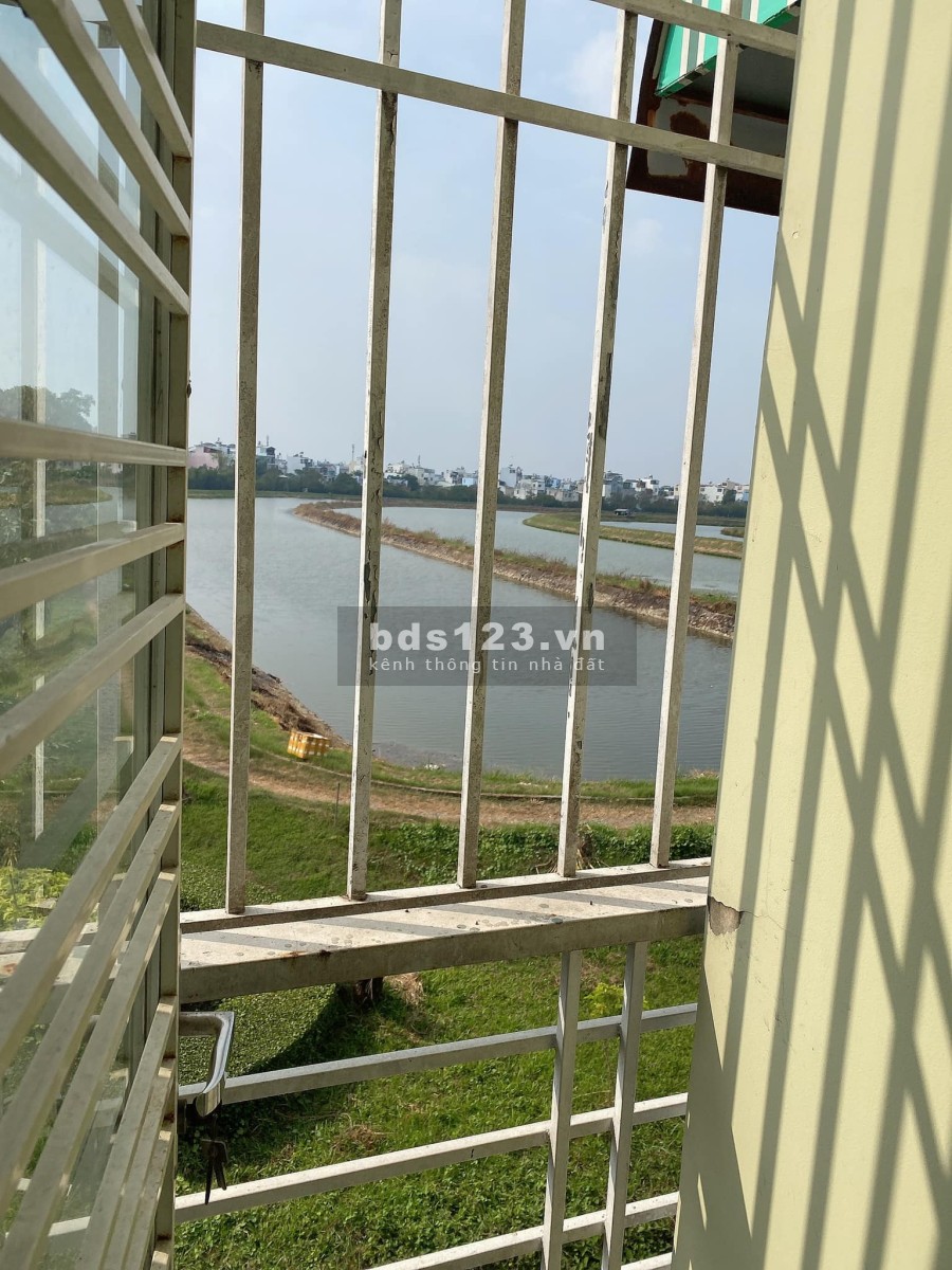 MTKD Bình Tân 74m2 4.2x18, 3 tầng 4PN, view sông mát mẻ, giao nhà ngay, chỉ 7.3 tỷ TL