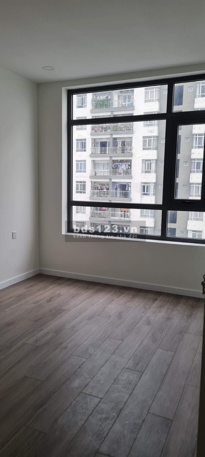 Cần bán gấp căn hộ Central Premium đường Tạ Quang Bửu, P5, Quận 8, lh 0939353599