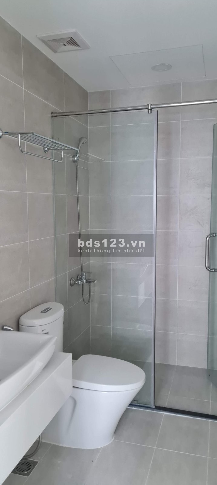 Cần bán gấp căn hộ Central Premium đường Tạ Quang Bửu, P5, Quận 8, lh 0939353599