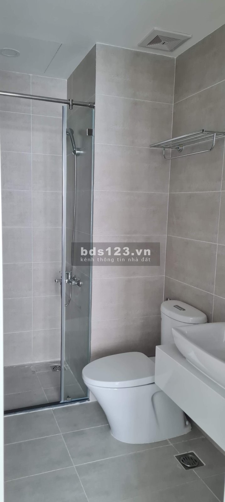 Cần bán gấp căn hộ Central Premium đường Tạ Quang Bửu, P5, Quận 8, lh 0939353599