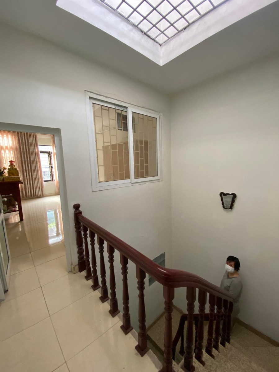 Bán nhà Đặng Xuân Bảng, khu dân cư phân lô, ô tô tránh, dt 80m2 6 tầng, giá 7,9 tỷ lh 0977.976.999