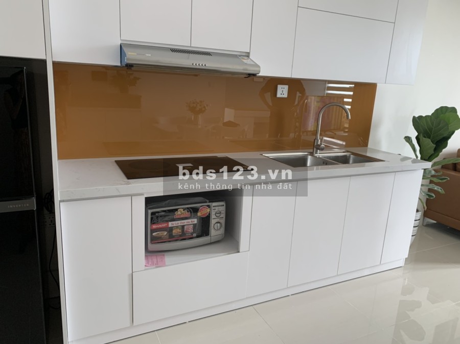 Bán nhanh căn 2 Ngủ+1, 2Wc đồ cơ bản tại Vinhomes Smart City, 2.4 tỷ, đã có sổ