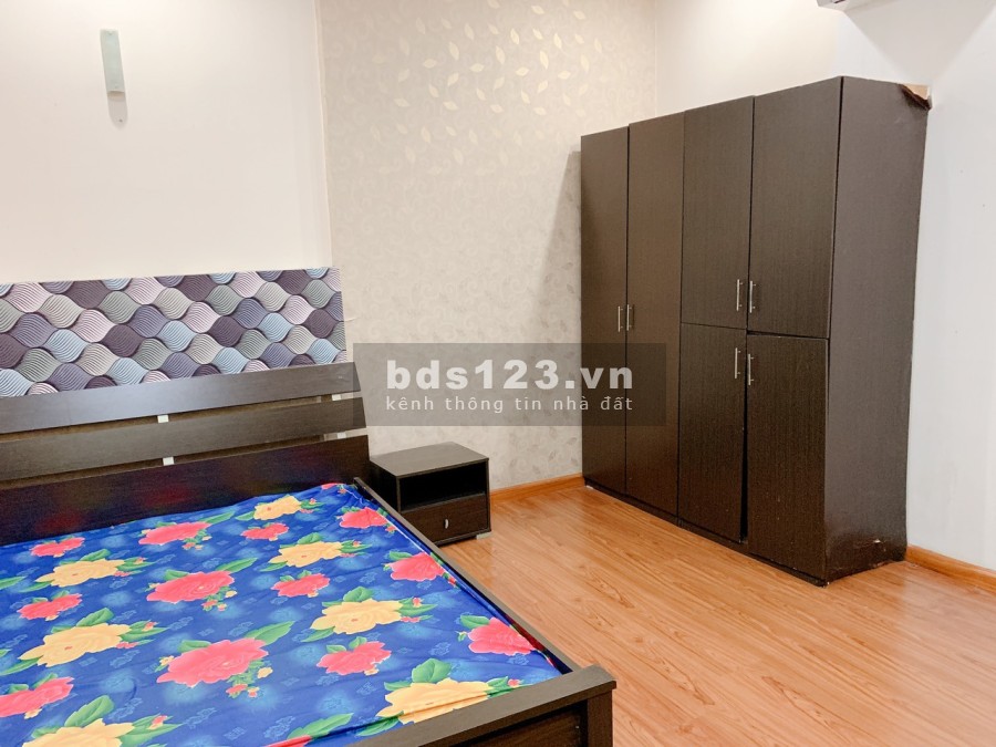 Chính chủ về quê nên bán nhanh căn hộ Melody, 2pn 2wc 70m2, bán 2 tỷ 600tr. Lh: Liên hệ: 0384015896