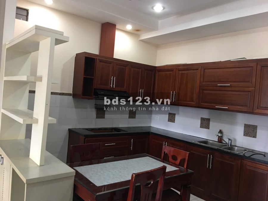 Chính chủ về quê nên bán nhanh căn hộ Melody, 2pn 2wc 70m2, bán 2 tỷ 600tr. Lh: Liên hệ: 0384015896
