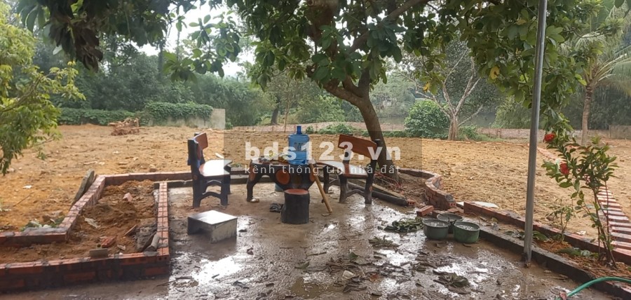 Cần bán 2405m2 đất nghỉ dưỡng, sẵn nhà, sẵn ao, giá đầu tư sinh lời cao, lh 0975349726