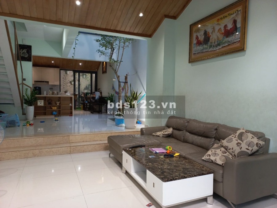 (Gò Vấp)bán gấp nhà siêu đẹp, sát mặt tiền Phạm Văn Đồng, dtsd 90m2(5x20), 3 tầng chỉ 13.5 tỷ
