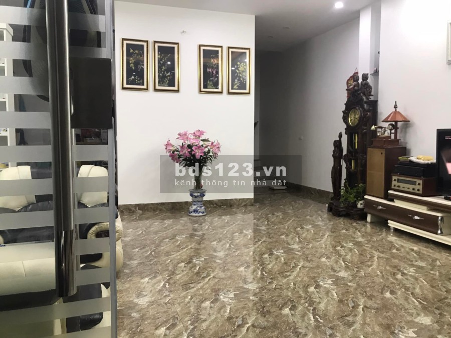 Nhà mới đón tết, thang máy 7 tầng, cách phố 3 bước chân, dtsd 73m2 6.5m mặt tiền 8.6 tỷ