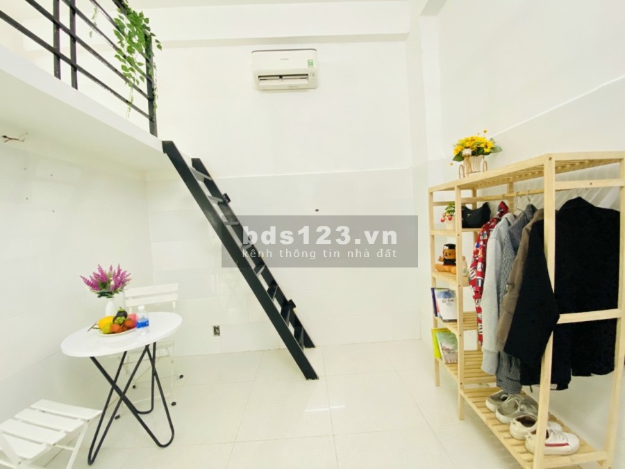 Phòng trọ mới Gác Máy Lạnh Mới trống 1 phòng Giá 3tr8/th Ngay Sân Bay