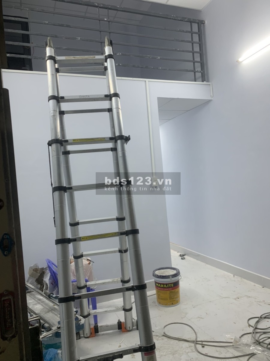 Bán nhà Quận Bình Tân, đường Bình trị Đông nhà mói xây, kiến trúc đẹp, khu dân cư đông đúc
