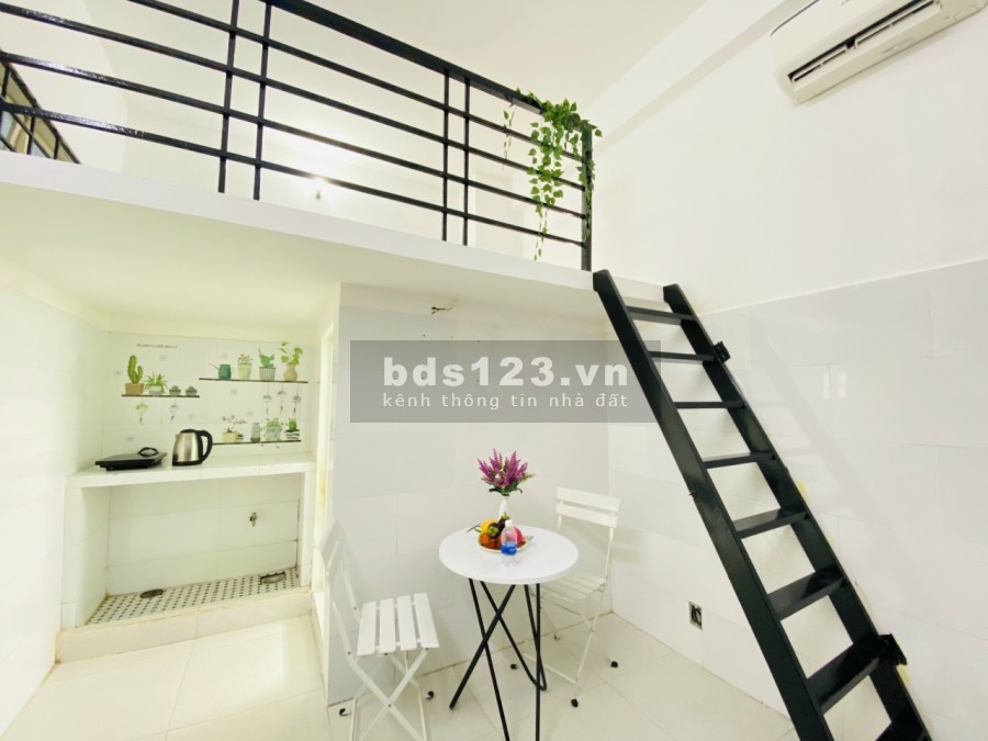 Phòng trọ mới Gác Máy Lạnh Mới trống 1 phòng Giá 3tr8/th Ngay Sân Bay