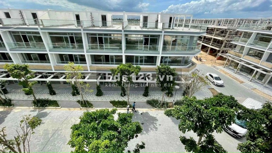 Đầu tư lợi nhuận cao - Thanh Long Bay % vốn hóa bao gồm tài sản lên tới 25,43%/năm